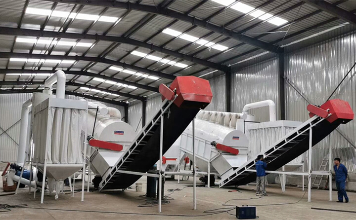 生物燃燒顆粒項(xiàng)目是集破碎、粉碎、烘干、制粒、包裝為一體的全產(chǎn)業(yè)鏈?zhǔn)痉俄?xiàng)目