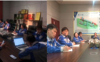 努力工作，健康生活，艾灸培訓(xùn)中